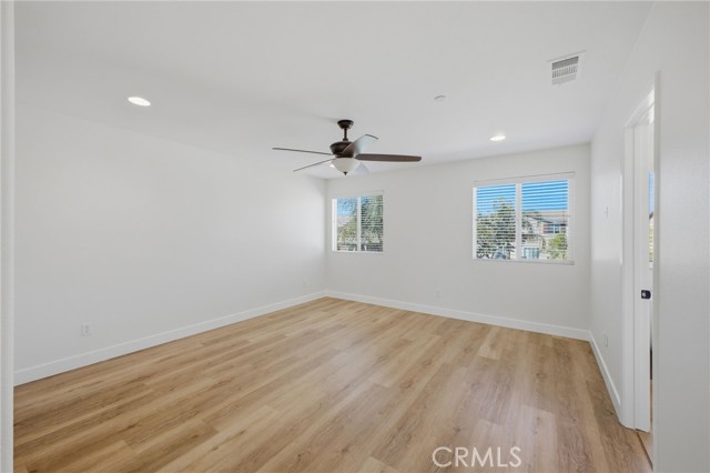 Detail Gallery Image 20 of 54 For 3418 Presidio, Perris,  CA 92570 - 4 Beds | 2/1 Baths