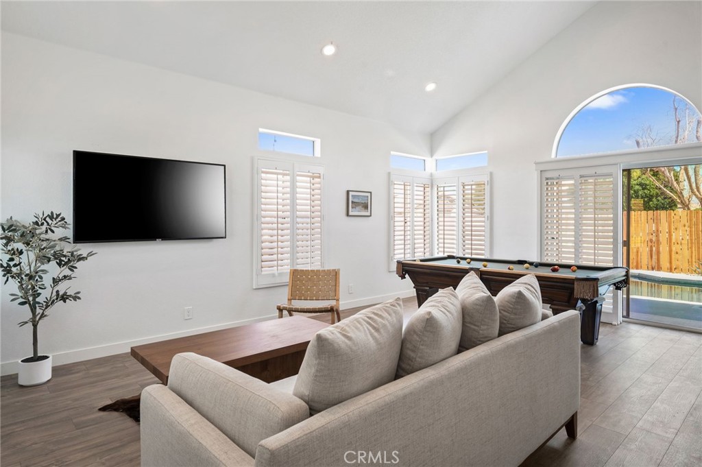 MLS #OC25257498 image #15