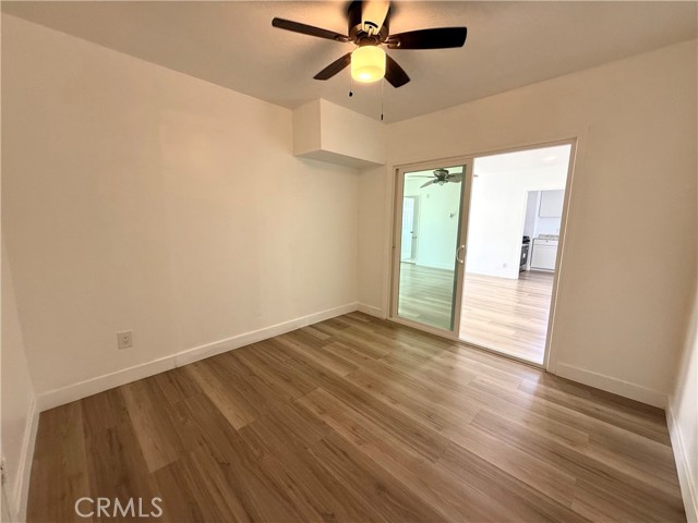 Detail Gallery Image 15 of 16 For 7062 Calvin Ave, Reseda,  CA 91335 - 4 Beds | 2 Baths