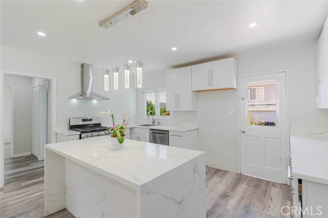 Detail Gallery Image 9 of 30 For 10777 Mountair Ave, Tujunga,  CA 91042 - 2 Beds | 1 Baths