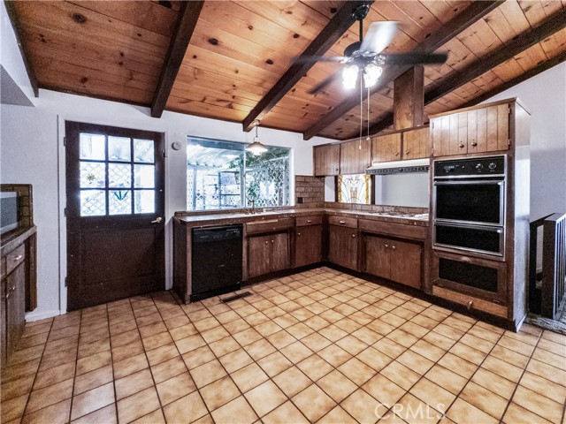 Detail Gallery Image 5 of 49 For 38758 Aster, Squaw Valley,  CA 93675 - 3 Beds | 2/1 Baths