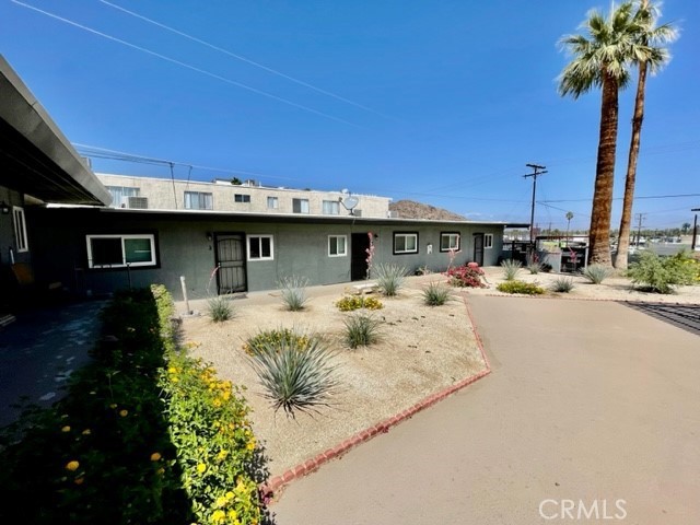 Image 18 of 23 For 36957 Melrose Drive 5