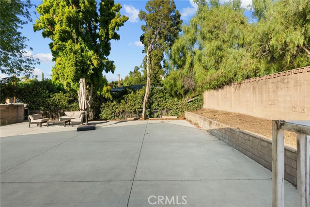 Detail Gallery Image 16 of 19 For 4700 Topanga Canyon Bld, Woodland Hills,  CA 91364 - 3 Beds | 2 Baths