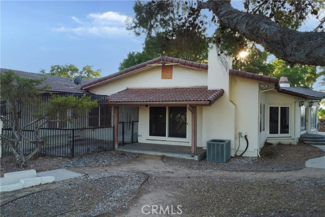 Detail Gallery Image 39 of 44 For 24114 Wildwood Canyon Rd, Newhall,  CA 91321 - 5 Beds | 4 Baths
