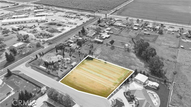 Detail Gallery Image 4 of 12 For 965 N Bryant Ct, Merced,  CA 95341 - – Beds | – Baths