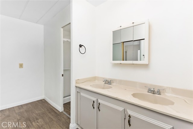 35011 Avenue E, Yucaipa CA: https://media.crmls.org/medias/5bf12efd-8073-478f-bdb7-2867932c2bdf.jpg