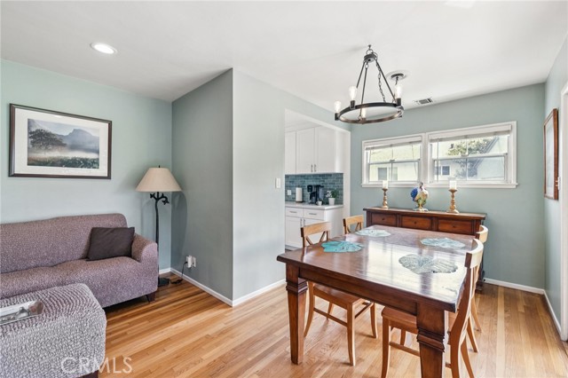 Detail Gallery Image 18 of 58 For 17006 Cantara St, Lake Balboa,  CA 91406 - 3 Beds | 2 Baths