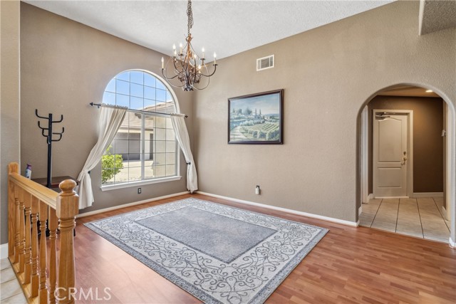 Detail Gallery Image 12 of 58 For 6523 Landover Rd, Oak Hills,  CA 92344 - 4 Beds | 2/1 Baths