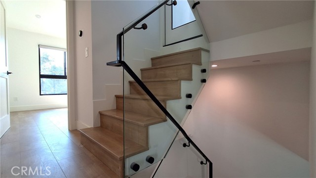 4036 Rosemont Avenue, Montrose CA: https://media.crmls.org/medias/5bf15a84-b02c-457d-bb6e-26c9083afc67.jpg