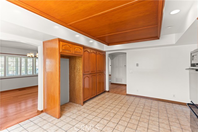 Eating Area in the Kitchen.