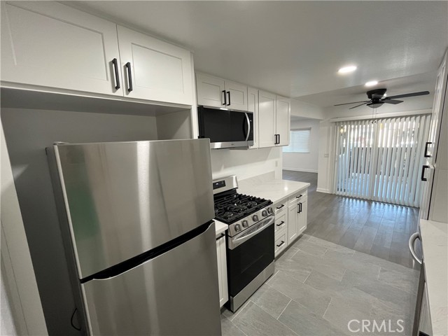 Detail Gallery Image 12 of 26 For 9155 Pacific Ave #219,  Anaheim,  CA 92804 - 2 Beds | 2 Baths