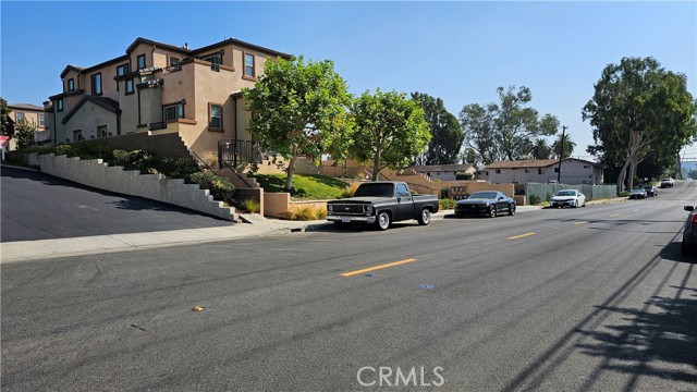 Image 5 of 7 For 320 -330 Monte Vista