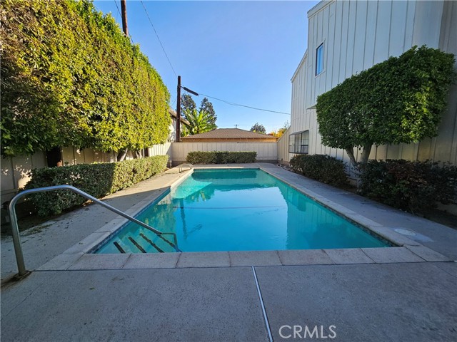 511 E Live Oak Avenue, Arcadia CA: https://media.crmls.org/medias/5bf2ced3-6442-41c1-84d5-158fdf18fc30.jpg