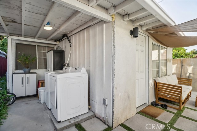 Detail Gallery Image 21 of 25 For 1220 N Hollywood Way, Burbank,  CA 91505 - 3 Beds | 1 Baths