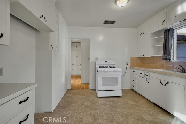 Detail Gallery Image 21 of 61 For 6242 Acacia Ave, Whittier,  CA 90601 - 3 Beds | 1 Baths