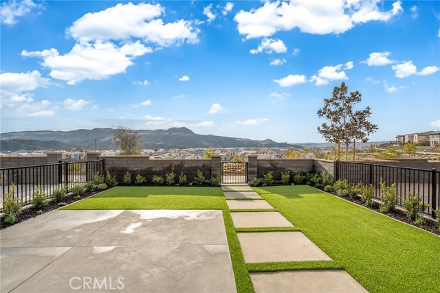 151 Ruby Road, Rancho Mission Viejo CA: https://media.crmls.org/medias/5bf429ce-a22c-46fc-98e5-b8631bfe7722.jpg