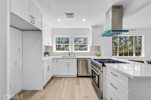 Detail Gallery Image 10 of 46 For 527 W Palm, Redlands,  CA 92373 - 5 Beds | 3 Baths