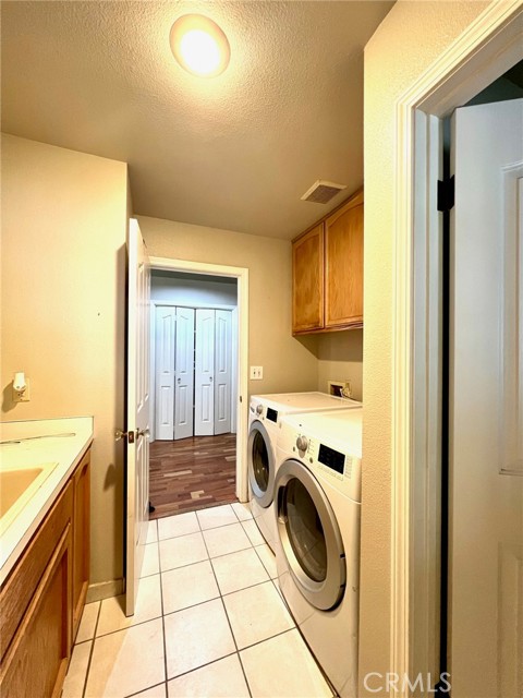 Detail Gallery Image 24 of 33 For 3201 Calgary Ln, Atwater,  CA 95301 - 3 Beds | 2/1 Baths