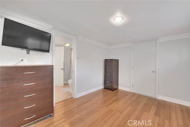 6442 Raymond Avenue, Long Beach CA: https://media.crmls.org/medias/5bf5db97-cb37-4850-84dc-a7f0163e9e67.jpg