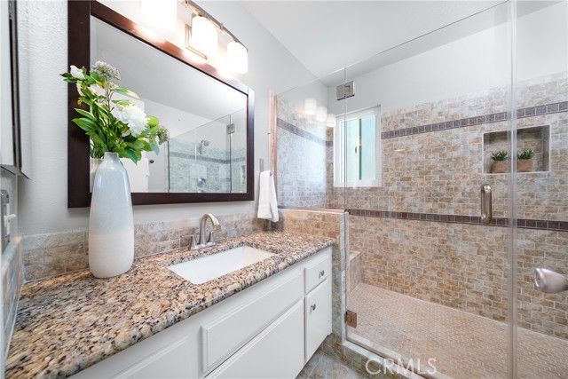 6691 E Smokewood Circle, Anaheim CA: https://media.crmls.org/medias/5bf63432-8776-4bac-a6d1-393f4530d4f2.jpg