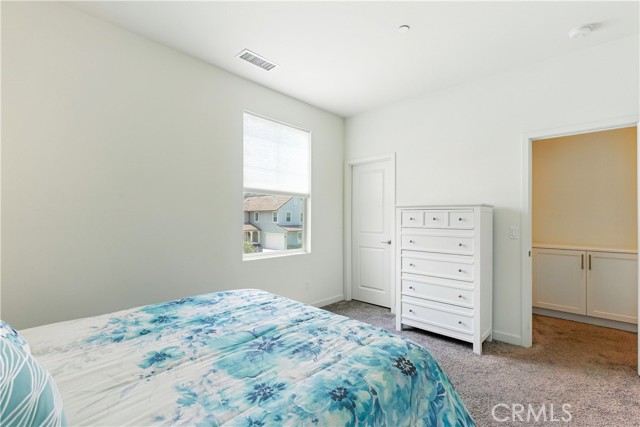 31530 Calle De Las Estrellas, Bonsall CA: https://media.crmls.org/medias/5bf6590a-3589-4e75-994c-c6962bfa7c34.jpg