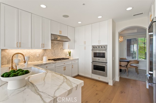 7 Suprema Drive, Newport Coast CA: https://media.crmls.org/medias/5bf690c1-903a-4576-bd24-3d6a6afc9adb.jpg