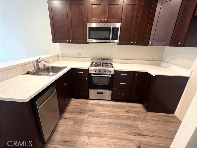 Detail Gallery Image 7 of 13 For 4307 W 142nd St #5,  Hawthorne,  CA 90250 - 1 Beds | 1 Baths
