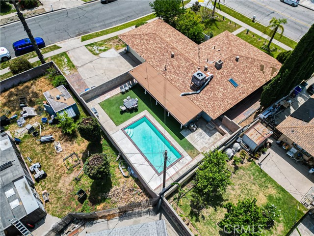 931 N Eucalyptus Avenue, Rialto CA: https://media.crmls.org/medias/5bf815c8-3d0a-42f2-8af1-389b8b3bf746.jpg