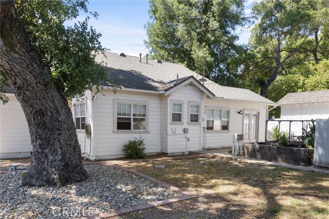Detail Gallery Image 17 of 37 For 117 17th St, Paso Robles,  CA 93446 - 4 Beds | 3 Baths