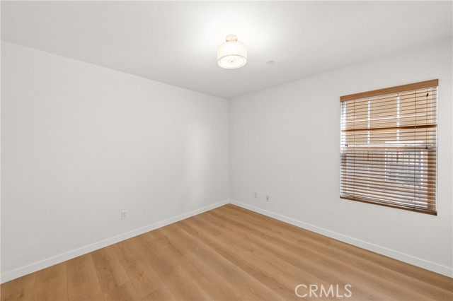 928 Kingsford Street, Monterey Park CA: https://media.crmls.org/medias/5bf95ff3-64e9-4561-ba0b-0756b391d068.jpg
