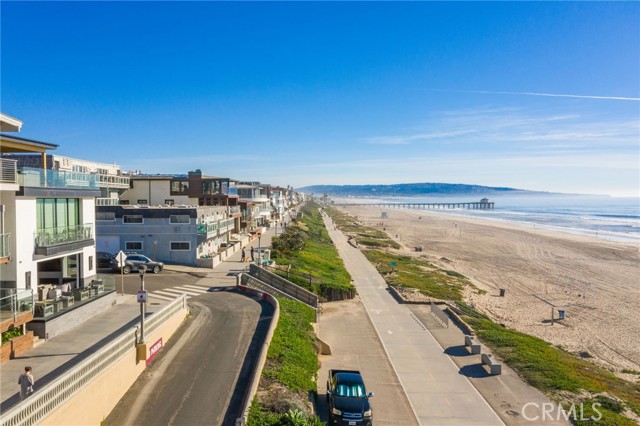 Detail Gallery Image 44 of 53 For 2200 the Strand a,  Manhattan Beach,  CA 90266 - 2 Beds | 2 Baths