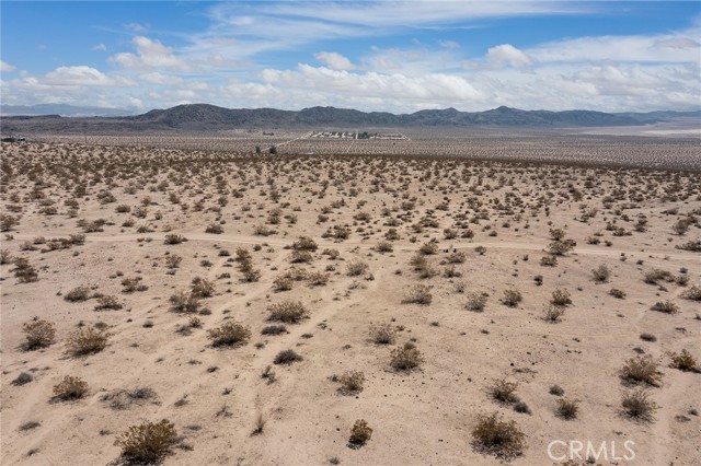 Detail Gallery Image 14 of 16 For 2649 Delaware Ave, Joshua Tree,  CA 92252 - – Beds | – Baths