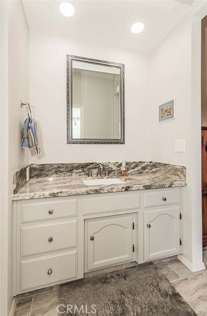 Detail Gallery Image 35 of 62 For 2371 Harold St, Kingsburg,  CA 93631 - 4 Beds | 2/1 Baths