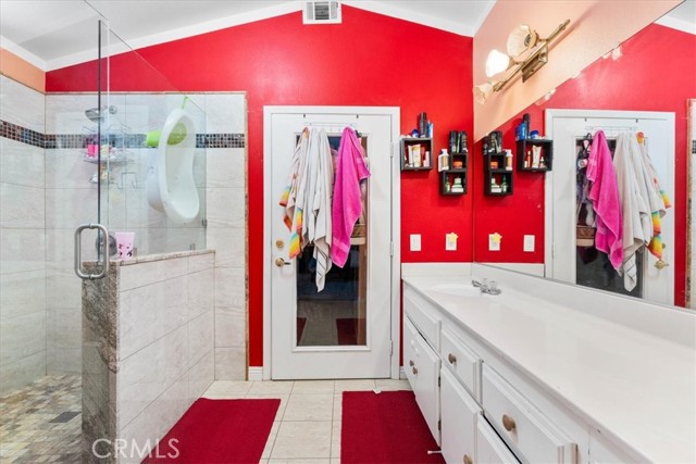 Detail Gallery Image 24 of 40 For 14542 Hackamore Rd, Victorville,  CA 92392 - 4 Beds | 2/1 Baths