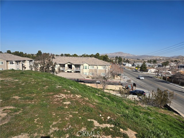 Detail Gallery Image 6 of 9 For 14140 14146 Rodeo Dr, Victorville,  CA 92395 - – Beds | – Baths