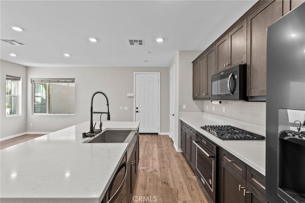 MLS #SR25241570 image #9