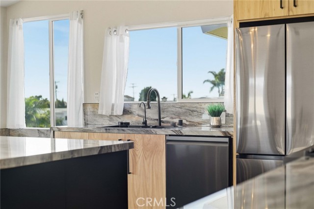 Detail Gallery Image 8 of 39 For 34402 via San Juan #B,  Dana Point,  CA 92624 - 2 Beds | 2 Baths