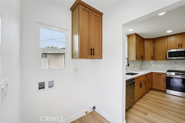 Detail Gallery Image 13 of 32 For 1634 Turrill, San Bernardino,  CA 92411 - 3 Beds | 3 Baths