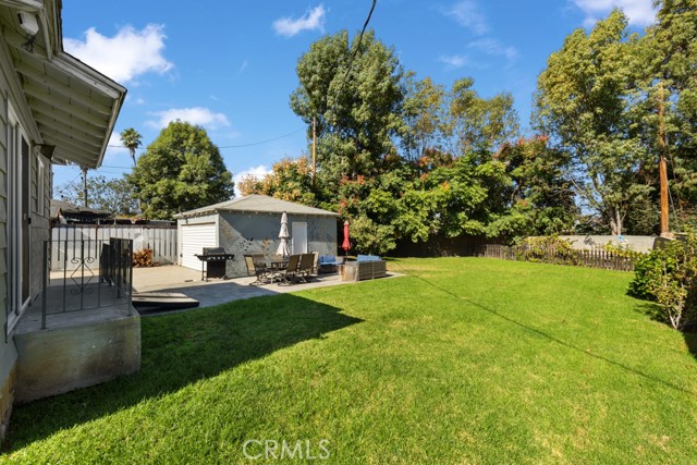 213 East 45th Street, Long Beach CA: https://media.crmls.org/medias/5c018063-6046-4f23-8ec3-db9b690270ba.jpg