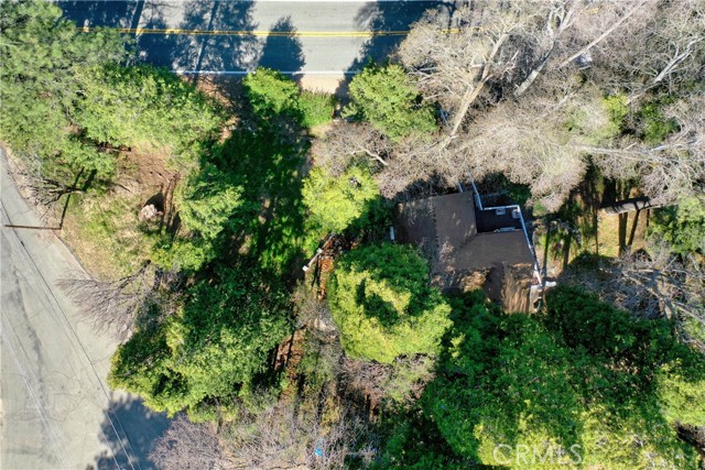 407 Dart Canyon Road, Crestline CA: https://media.crmls.org/medias/5c0220f9-b7fb-4189-bef0-244f4e9edcfd.jpg
