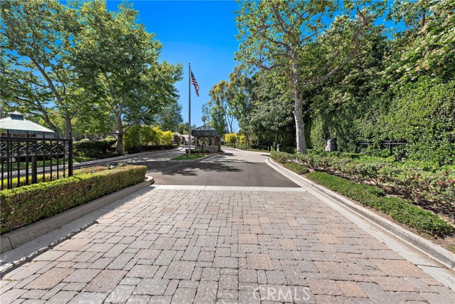 10212 St Cloud, North Tustin CA: https://media.crmls.org/medias/5c027c7d-ad39-4314-bfa8-2c2a51a7157f.jpg