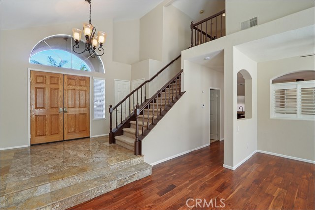 Image 3 of 38 For 10 Heatherwood