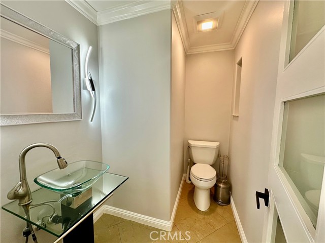 Detail Gallery Image 28 of 56 For 10760 Des Moines Ave, Porter Ranch,  CA 91326 - 3 Beds | 2/1 Baths