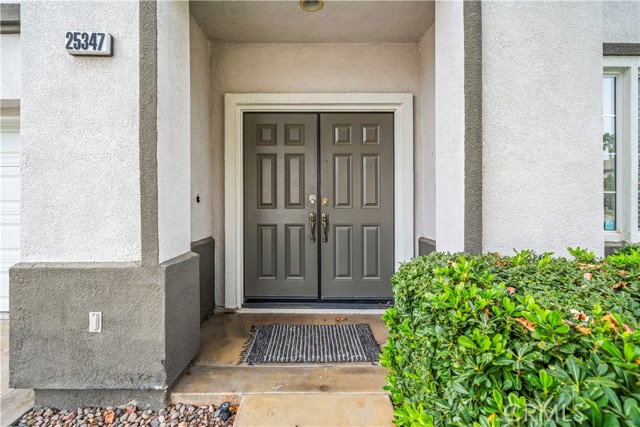 Detail Gallery Image 6 of 55 For 25347 Clear Canyon Cir, Menifee,  CA 92584 - 4 Beds | 3/1 Baths