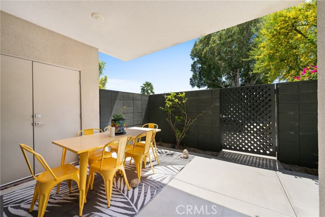Detail Gallery Image 16 of 28 For 130 the, Palm Springs,  CA 92262 - 2 Beds | 2 Baths