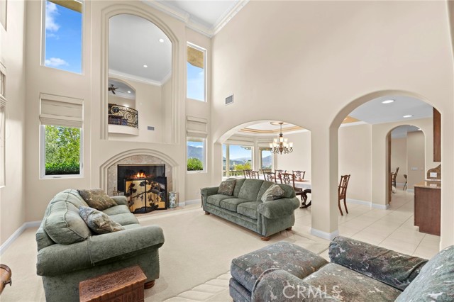 43845 Calle De Velardo, Temecula CA: https://media.crmls.org/medias/5c04cf57-06f4-4f69-a9c3-68c10d627396.jpg