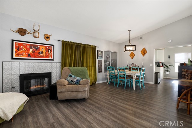 Detail Gallery Image 4 of 36 For 42302 58th, Lancaster,  CA 93536 - 4 Beds | 3 Baths