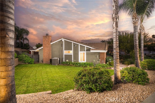2120 Capuchin Way, Claremont CA: https://media.crmls.org/medias/5c053846-e913-4461-ba7f-34900b4f190c.jpg
