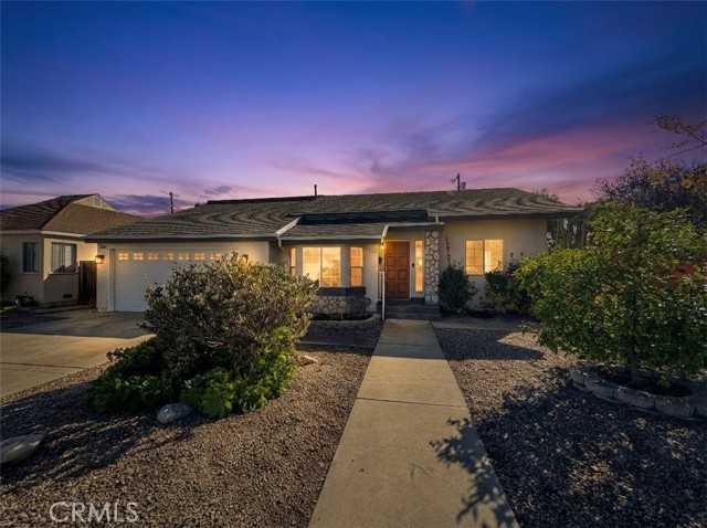 Detail Gallery Image 1 of 5 For 12930 Gilmore Ave, Los Angeles,  CA 90066 - 3 Beds | 2 Baths