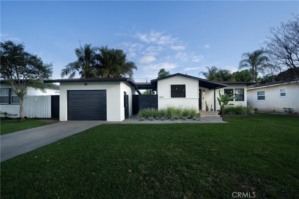 4865 Sunnyside Drive
